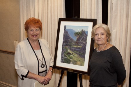 Johanna_Guzik---Sterling_Society_President---Gail_Gamble---2013_Patron_of_the_Arts_Honoree---3683
