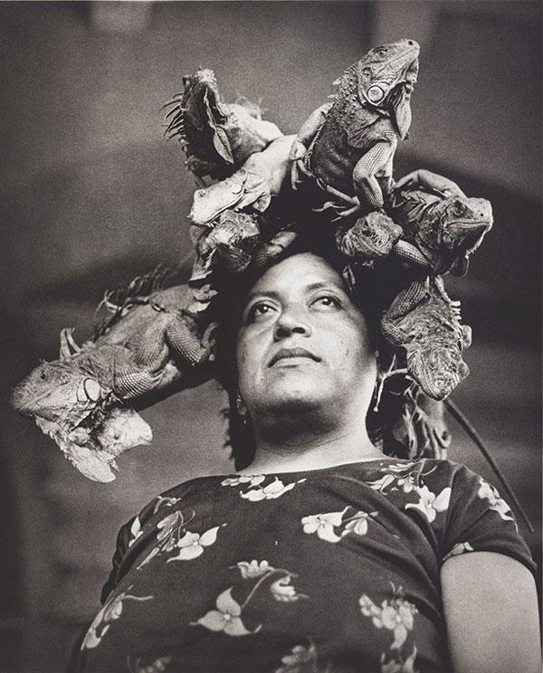 Graciela_Iturbide-Nuestra-Senora-600