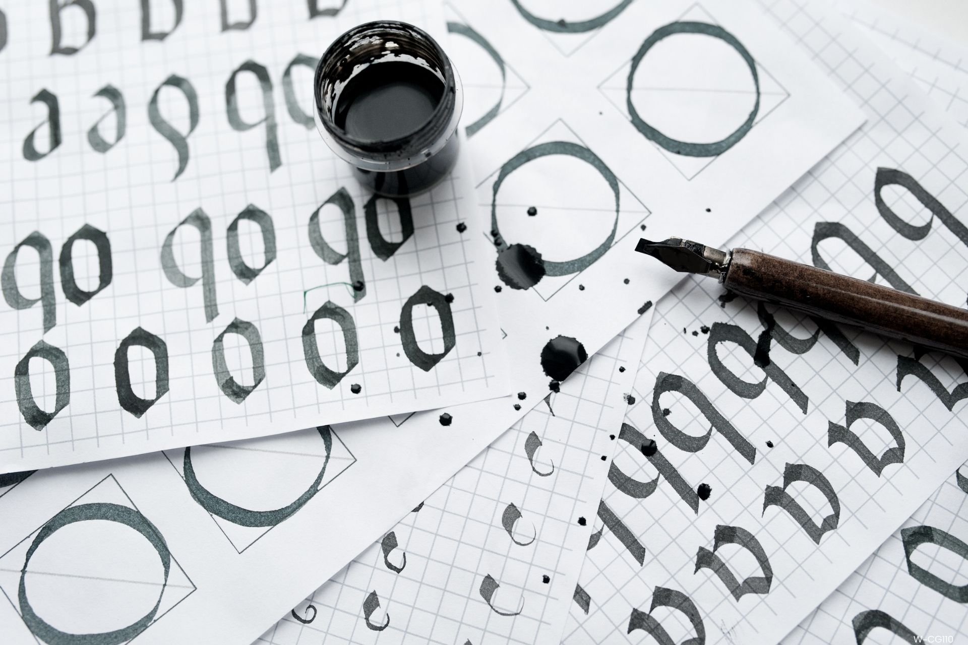 W-CG110 Broad Edge Scripts