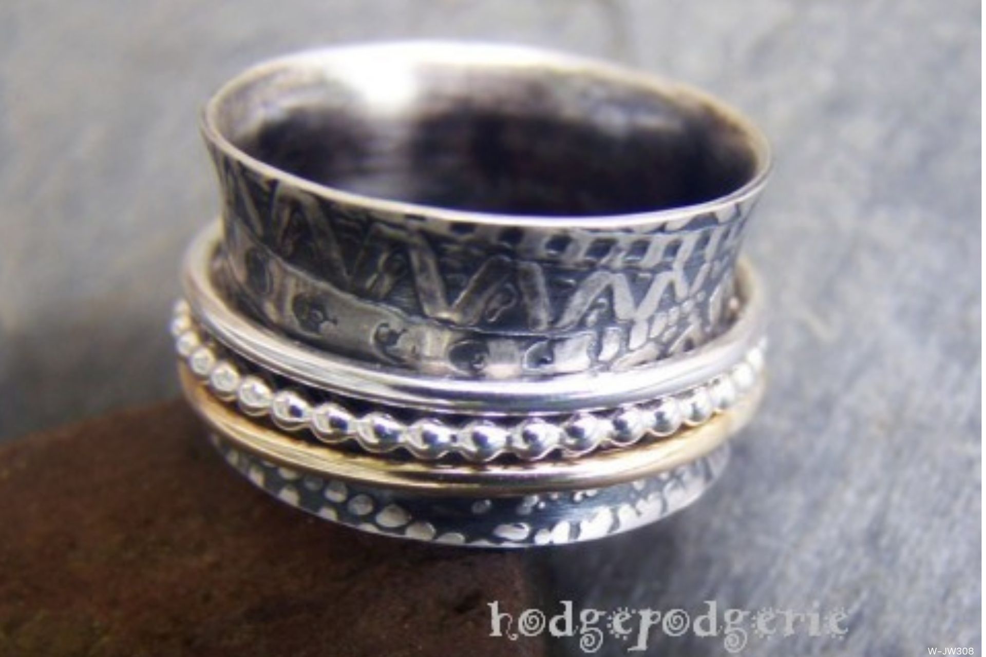 W-JW308 Spinner Ring Basics