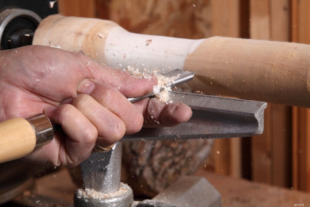 WT379 Open Woodturning Studio With Monitor